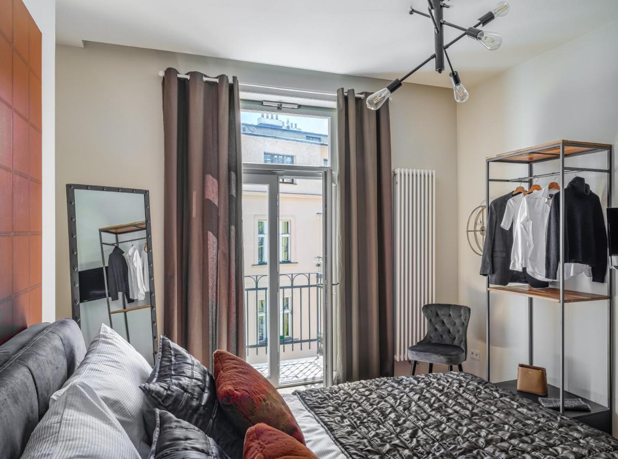 Mn6 Luxury Suites By Adrez Prága Kültér fotó