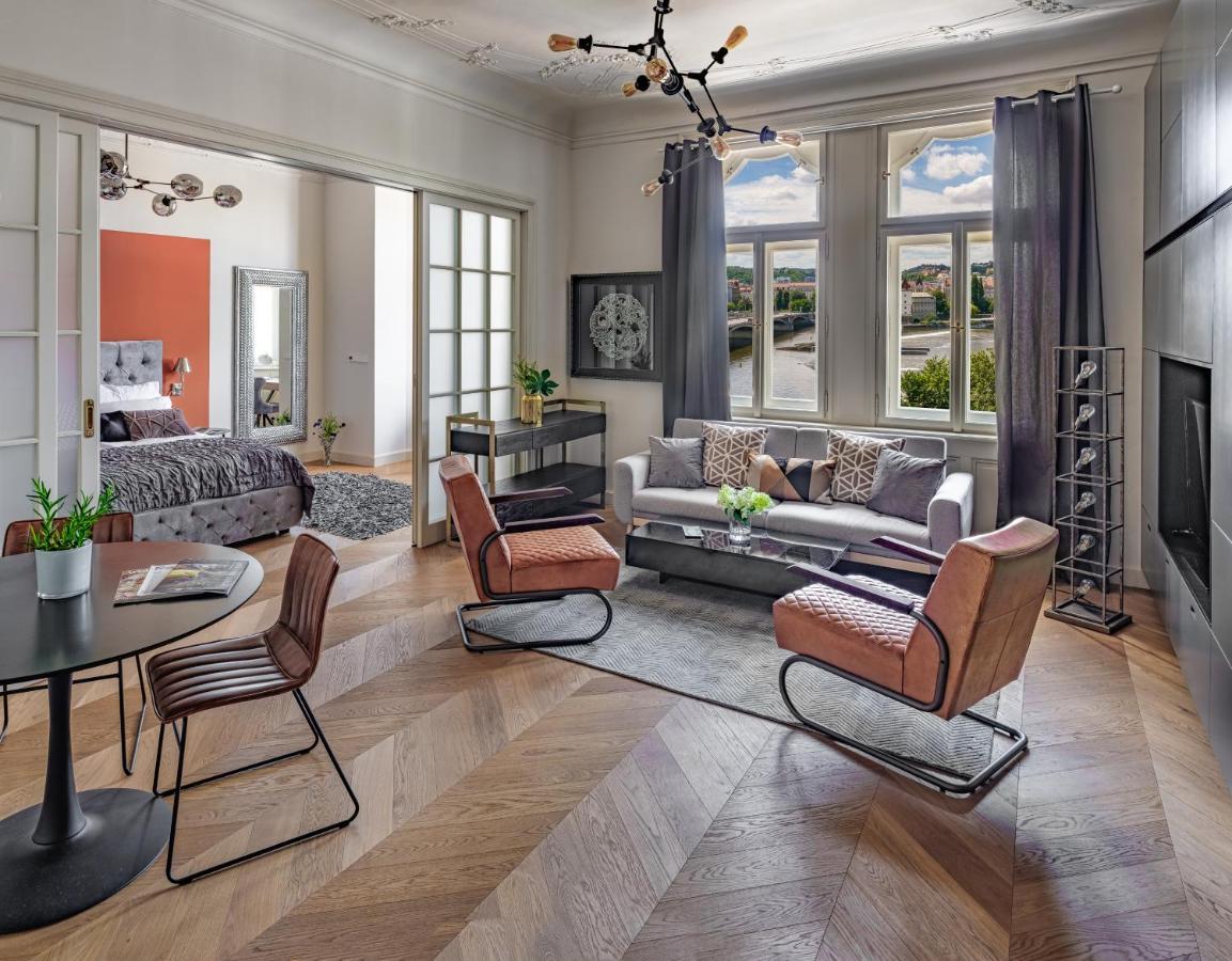 Mn6 Luxury Suites By Adrez Prága Kültér fotó