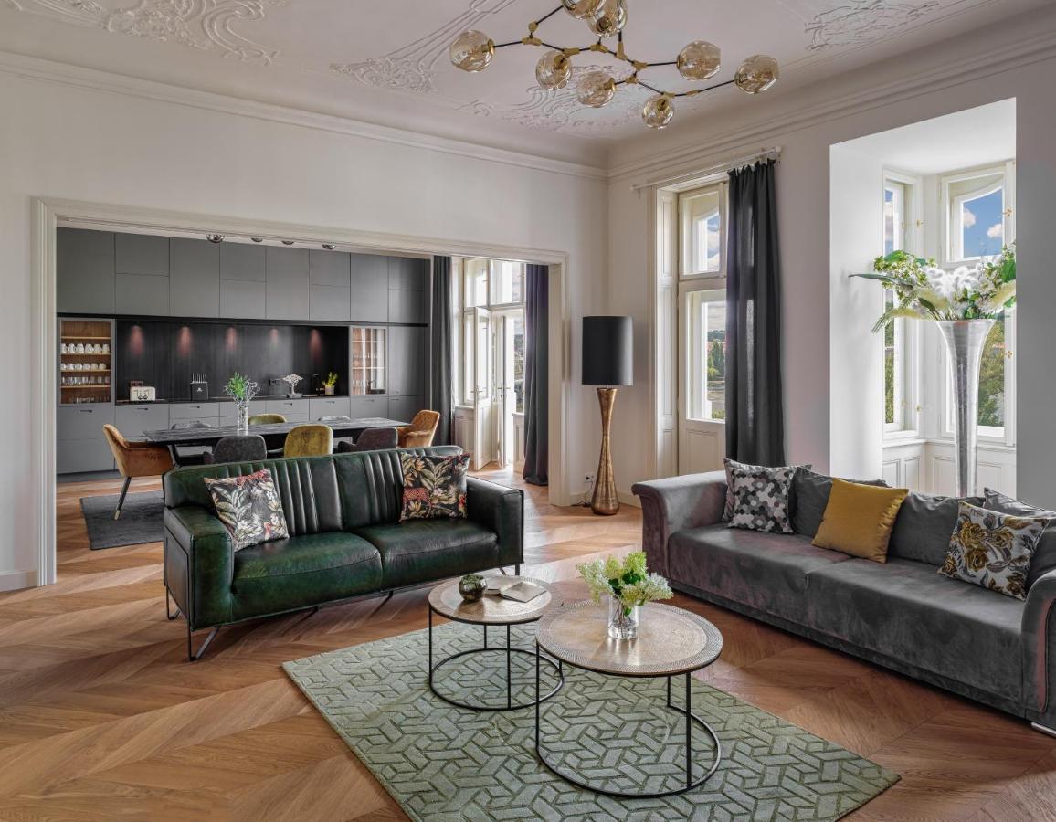 Mn6 Luxury Suites By Adrez Prága Kültér fotó