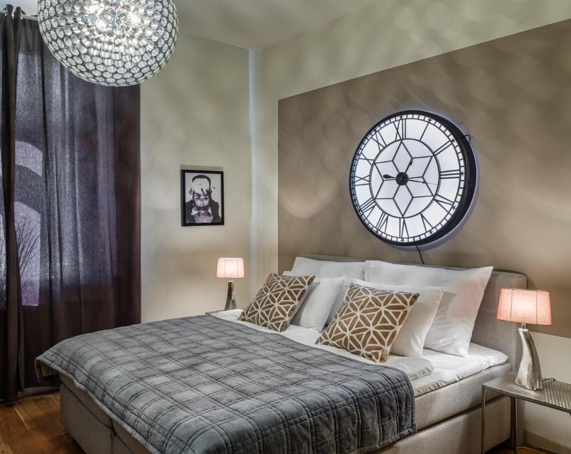 Mn6 Luxury Suites By Adrez Prága Kültér fotó