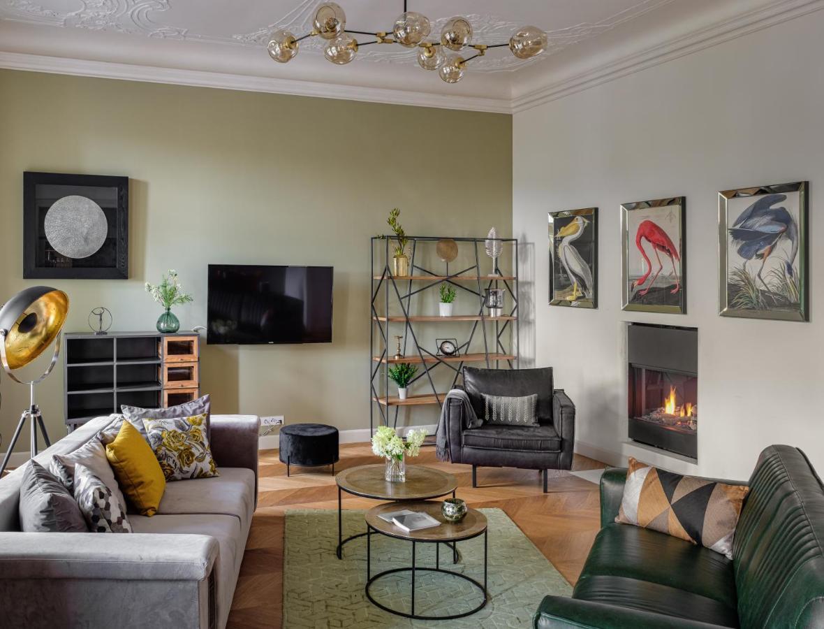 Mn6 Luxury Suites By Adrez Prága Kültér fotó