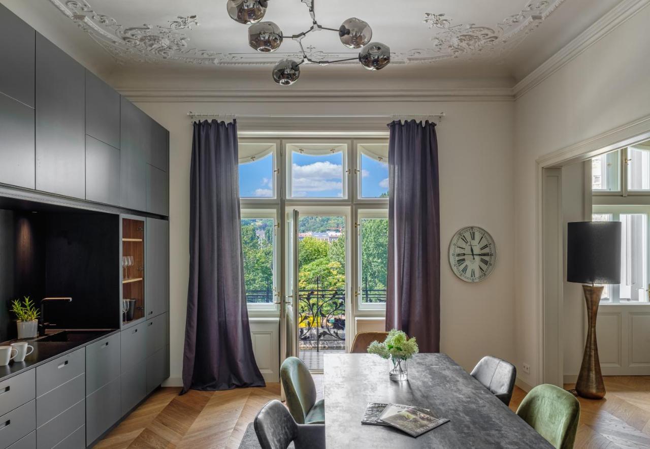 Mn6 Luxury Suites By Adrez Prága Kültér fotó