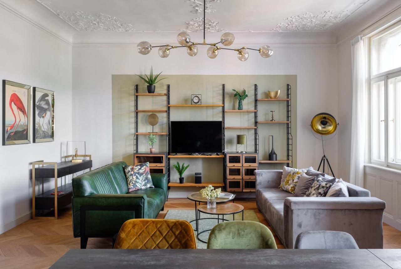 Mn6 Luxury Suites By Adrez Prága Kültér fotó